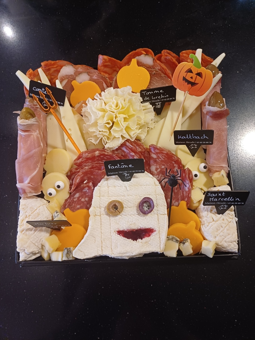 Plateau Halloween et charcuterie 3/4 pers 8 20261021 101951
